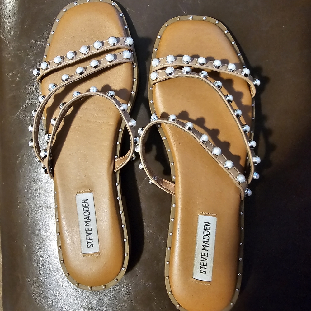 Steve Madden Zildam pearl stud sandals
